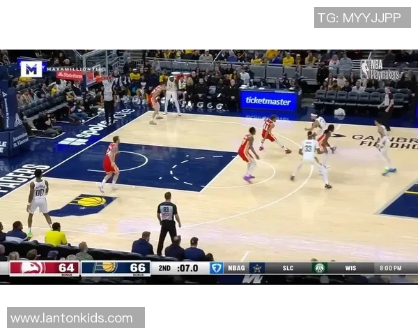 内姆哈德击地传球 托平接球双手灌筐