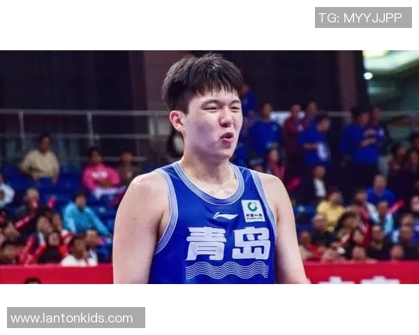 杨瀚森9+6历史第三,库里28分波杰姆9中1,首发五人上双 杨瀚森9+6历史第三,库里28分波杰姆9中1,首发五人上双