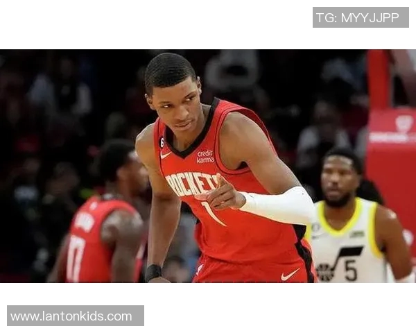 火箭全队手感火热，三项命中率全部达到50%