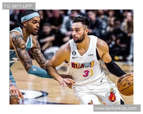 难救主!乌布雷12中6拿到17分9板2断 三分7中3 难救主!乌布雷12中6拿到17分9板2断 三分7中3