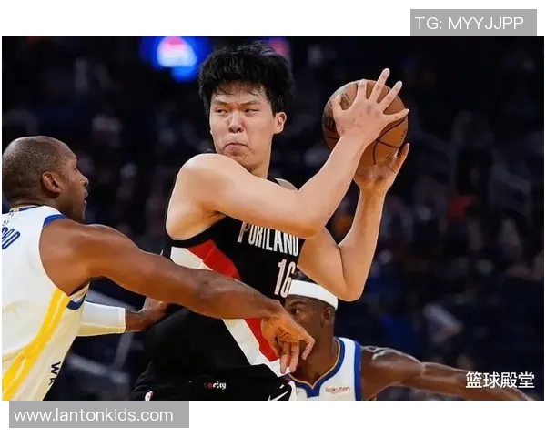 首秀2分1板1犯规!杨瀚森工作室:这是成长的必经之路 首秀2分1板1犯规!杨瀚森工作室:这是成长的必经之路