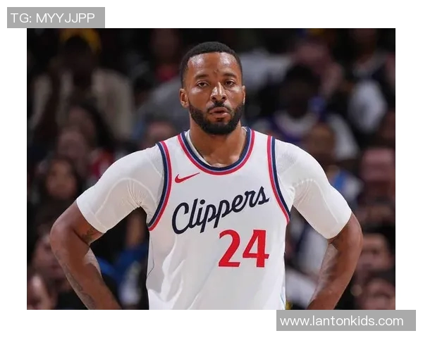 鲍威尔坦言伤病无碍 热爱篮球驱使带伤出战